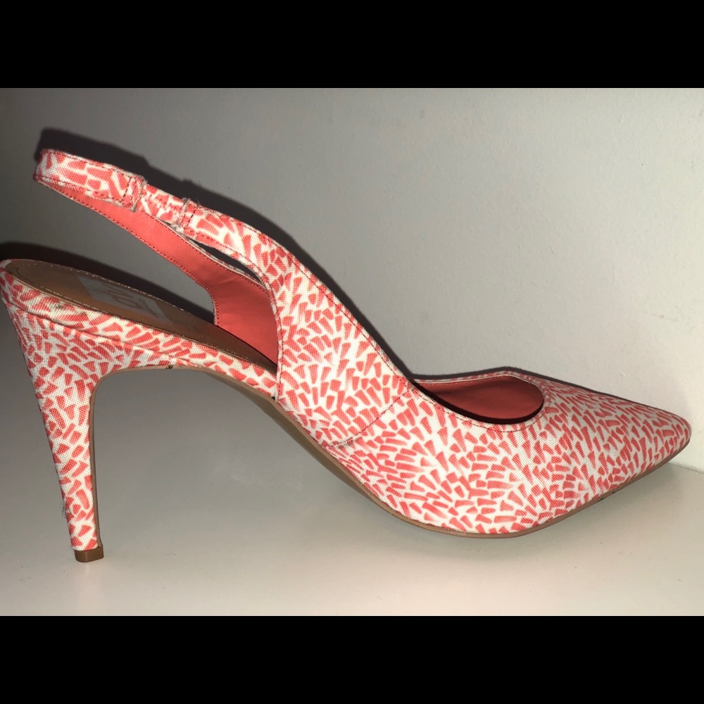 Spicy! Dolce Vita fabric pumps in a size 12!